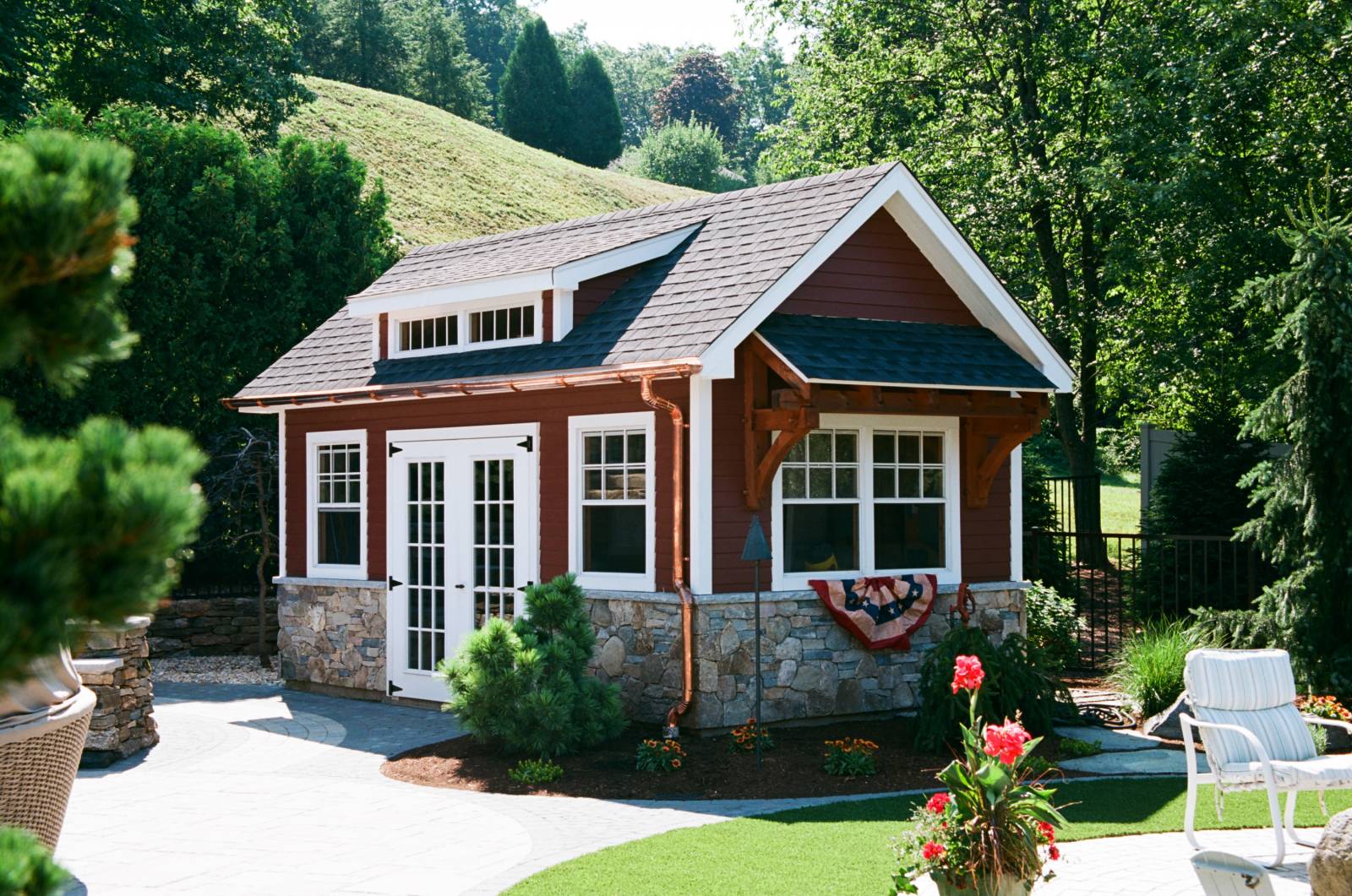 10' x 18' Victorian Carriage House (Ellington CT)