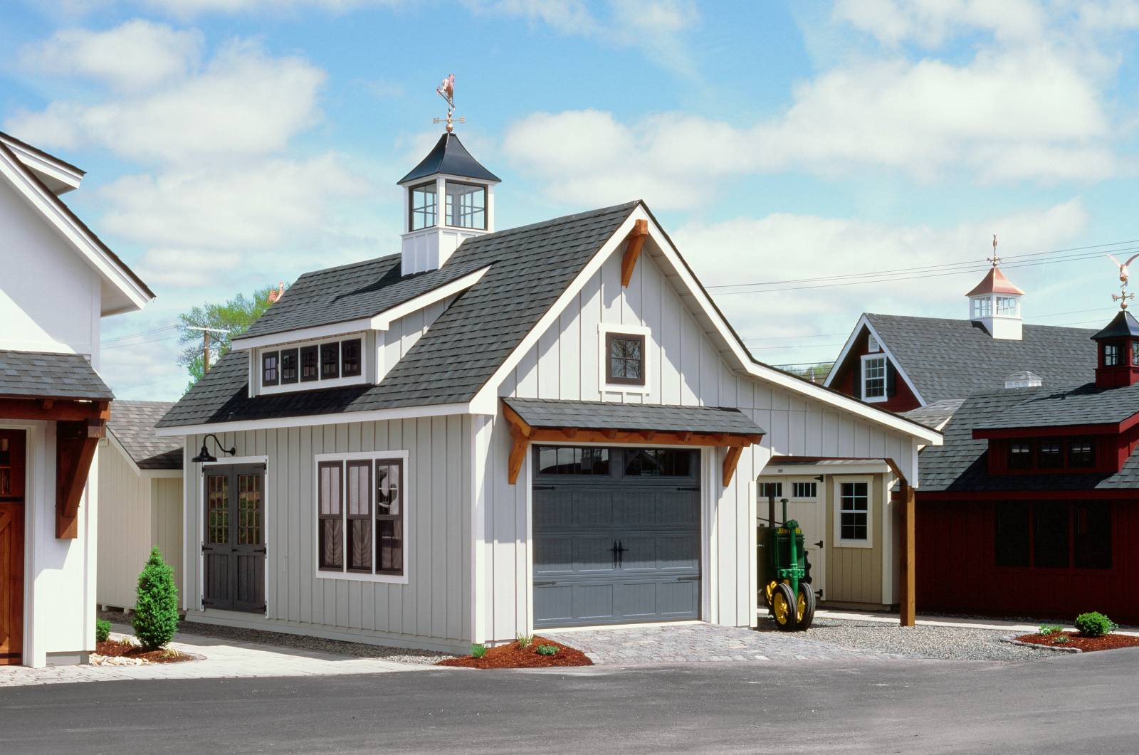 14' x 24' Modern Farmhouse Grand Victorian