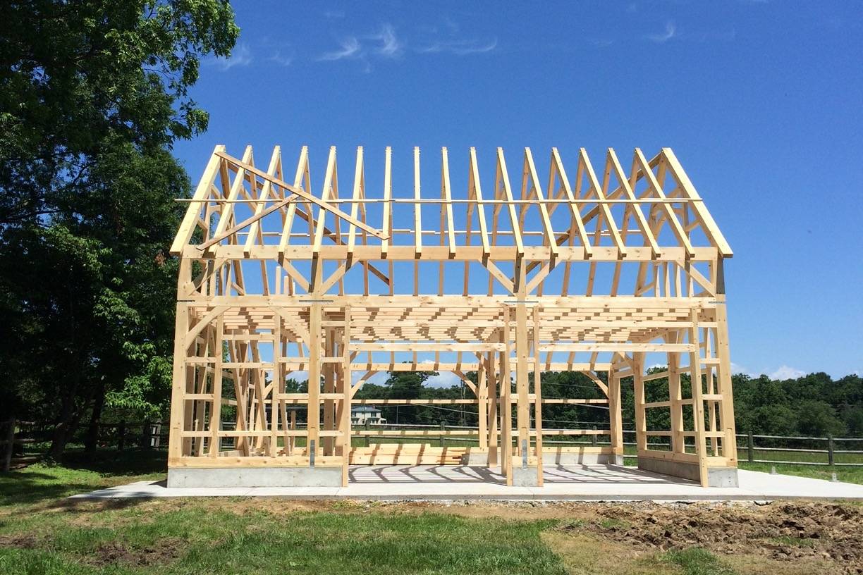 Eastern White Pine Timber Frame Barn Kit (32' Wide)
