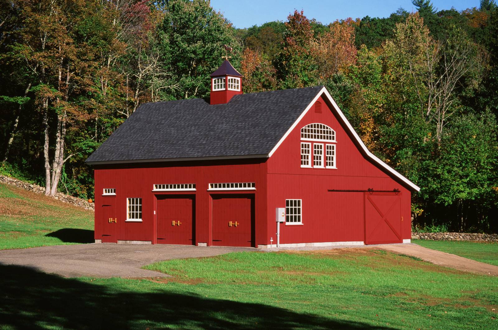 22' x 36' Carriage Barn with 12' Lean-To (Hartford County CT)
