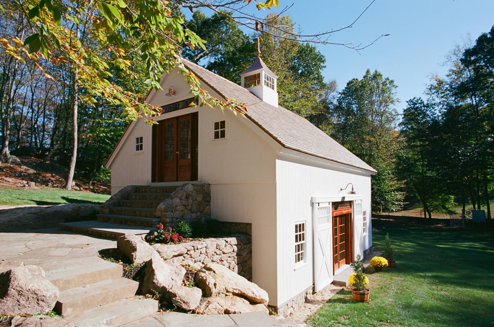 Ground level entrances on two separate levels make this a classic bank barn