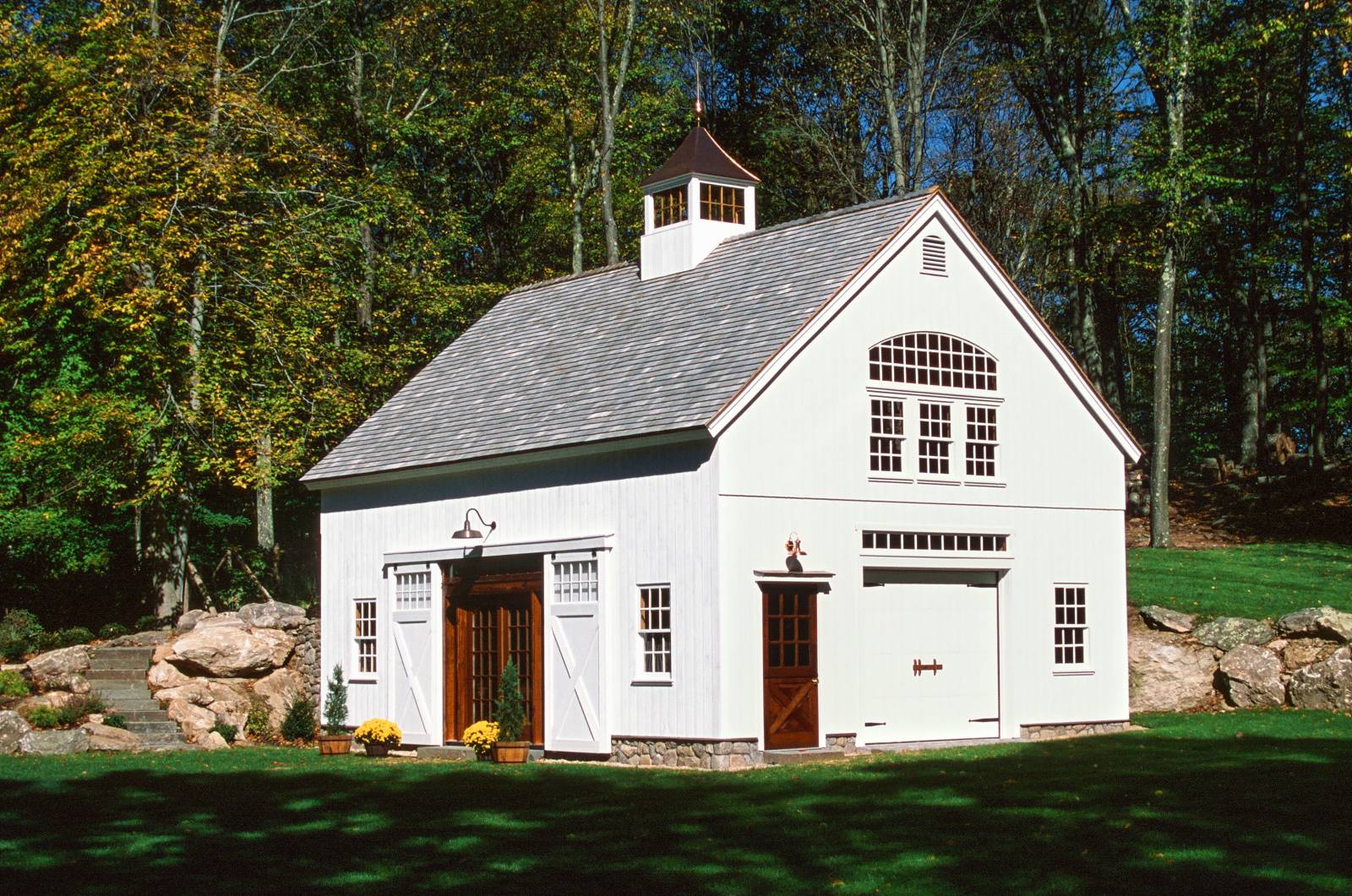 24' x 32' Carriage Barn "Bank Barn" (Pound Ridge NY)
