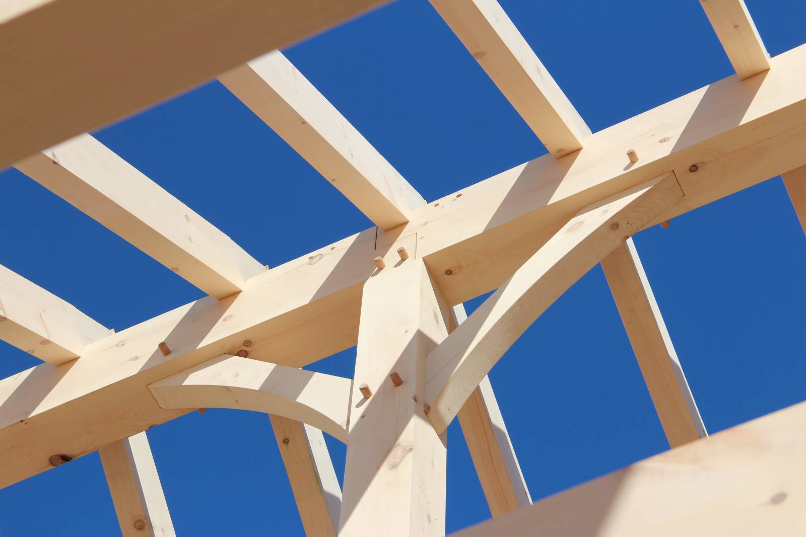 26' x 28' Carriage Barn Timber Frame | The Barn Yard