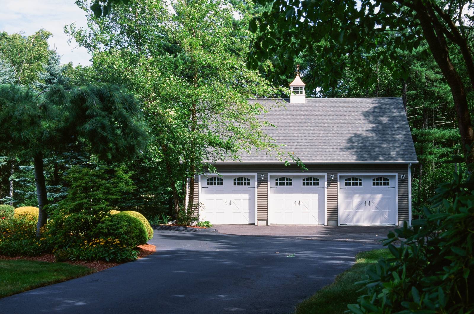 30' x 40' Newport Custom Garage (Boylston MA)