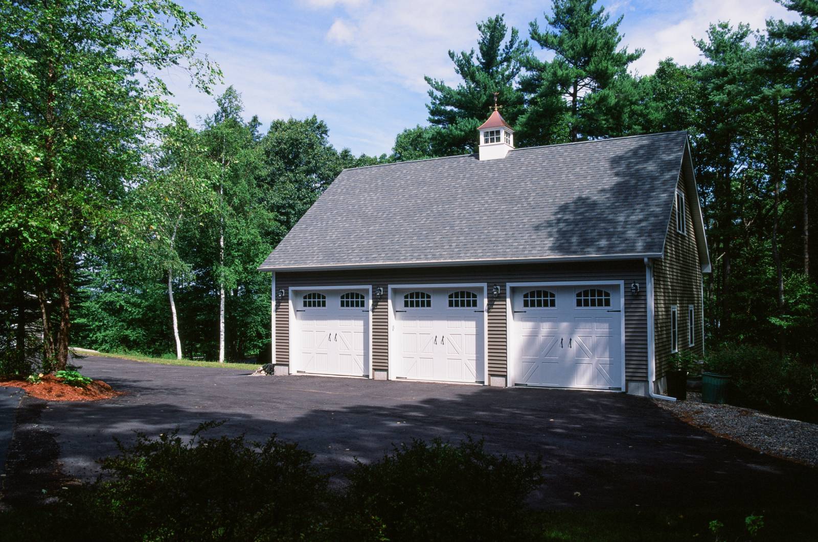 3-Car 1 Â½ Story Garage