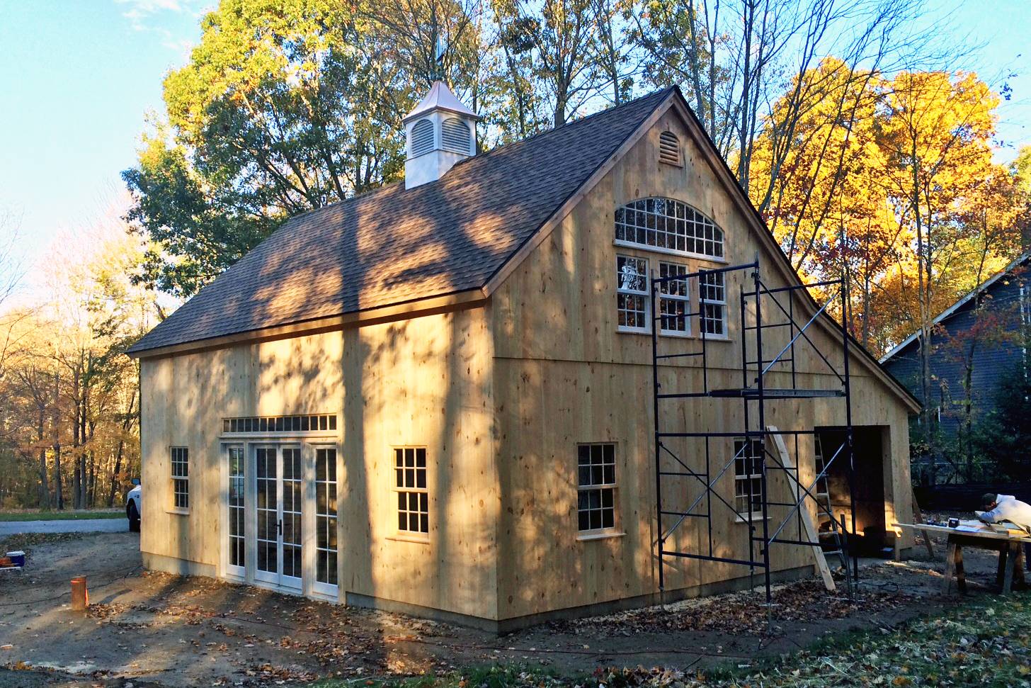 22' x 32' Post & Beam Carriage Barn with 10' Lean-To (Columbia CT)