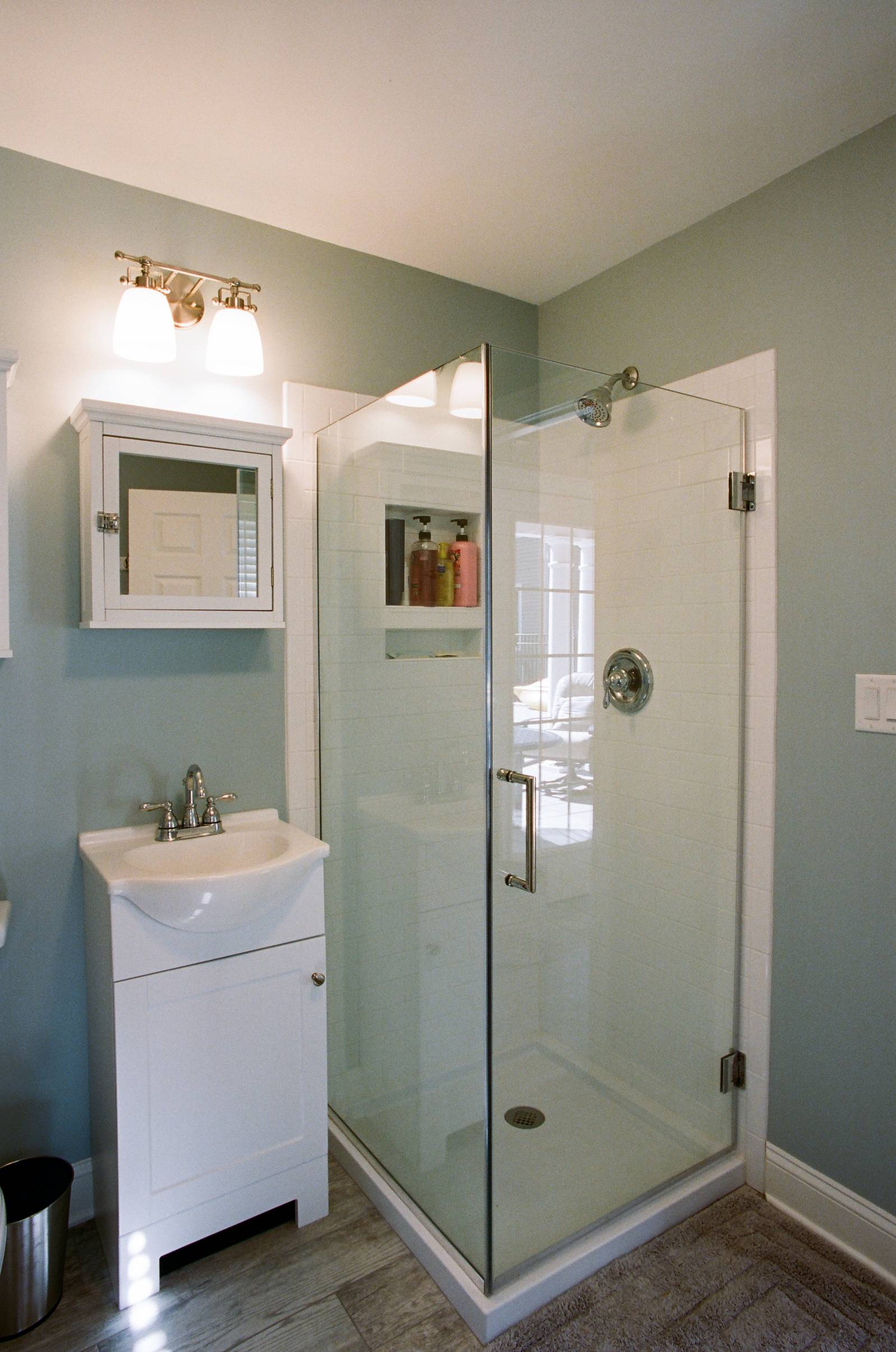 Pool House Full Bathroom