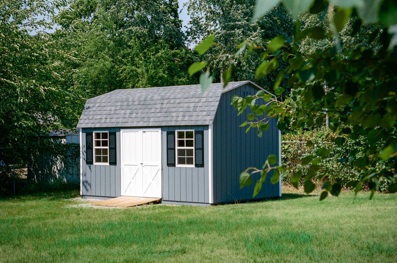 10' x 16' Traditional Dutch Shown with Options