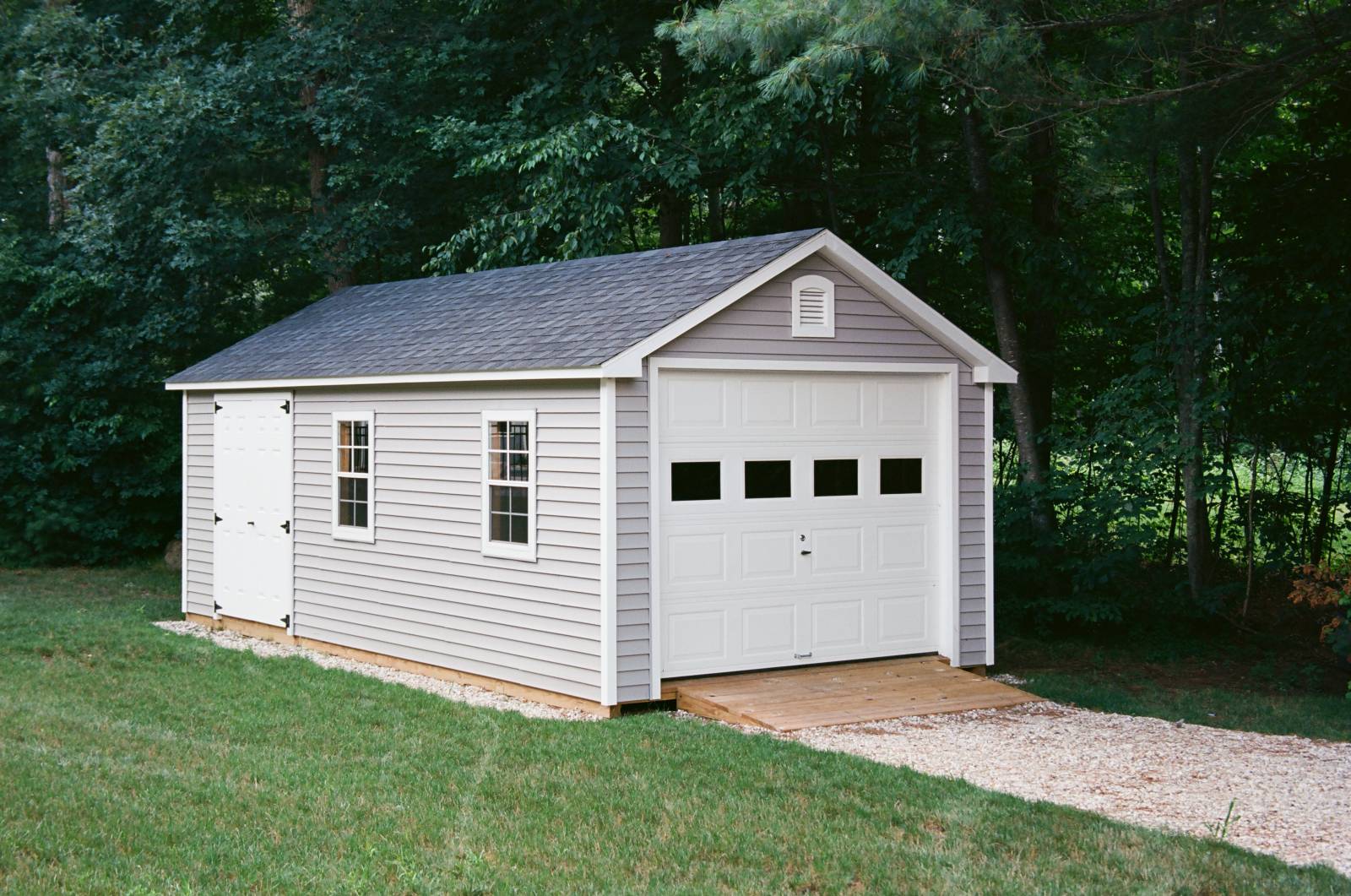12' x 24' Traditional Cape Garage Shown with Options