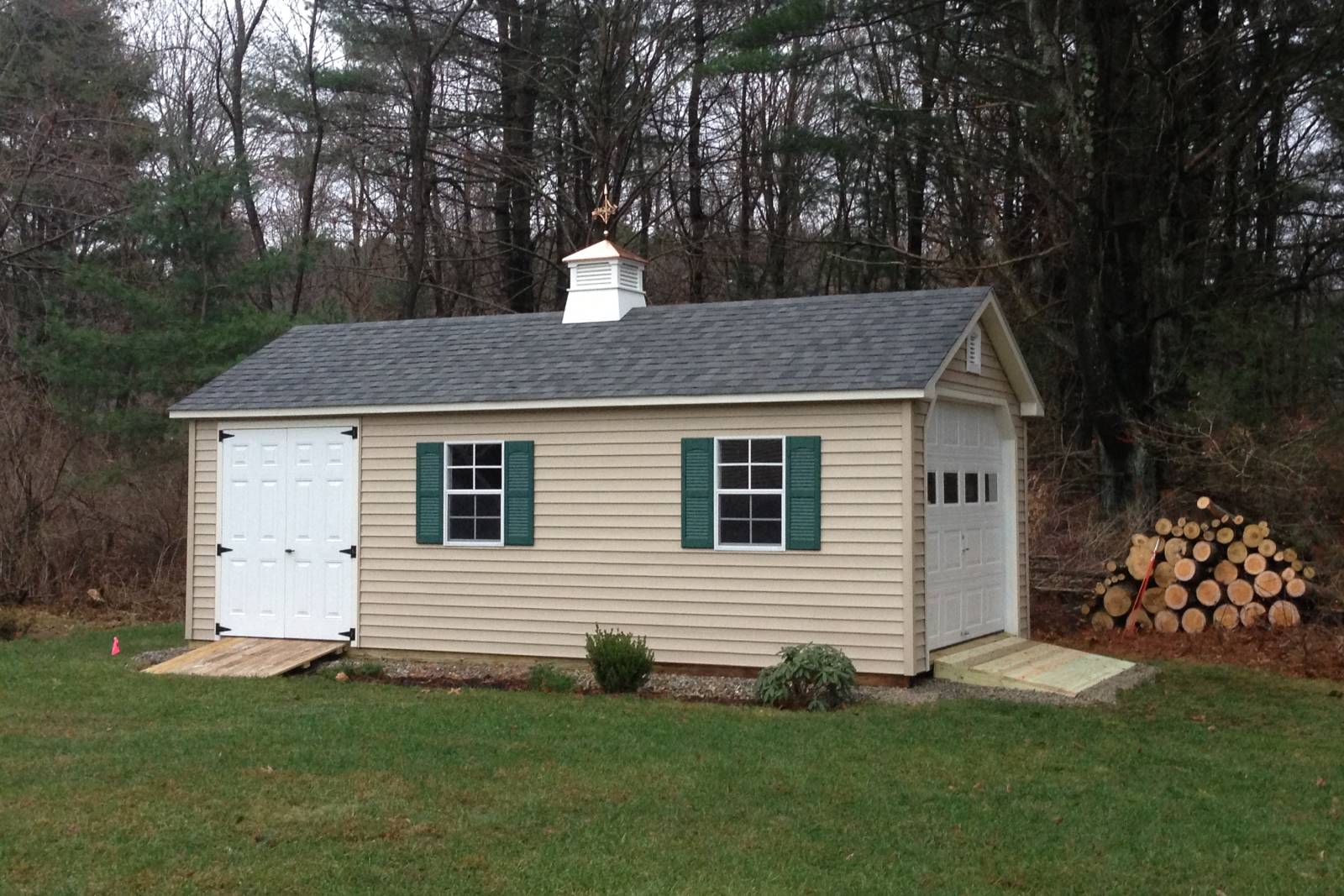 12' x 24' Traditional Cape Garage Shown with Options