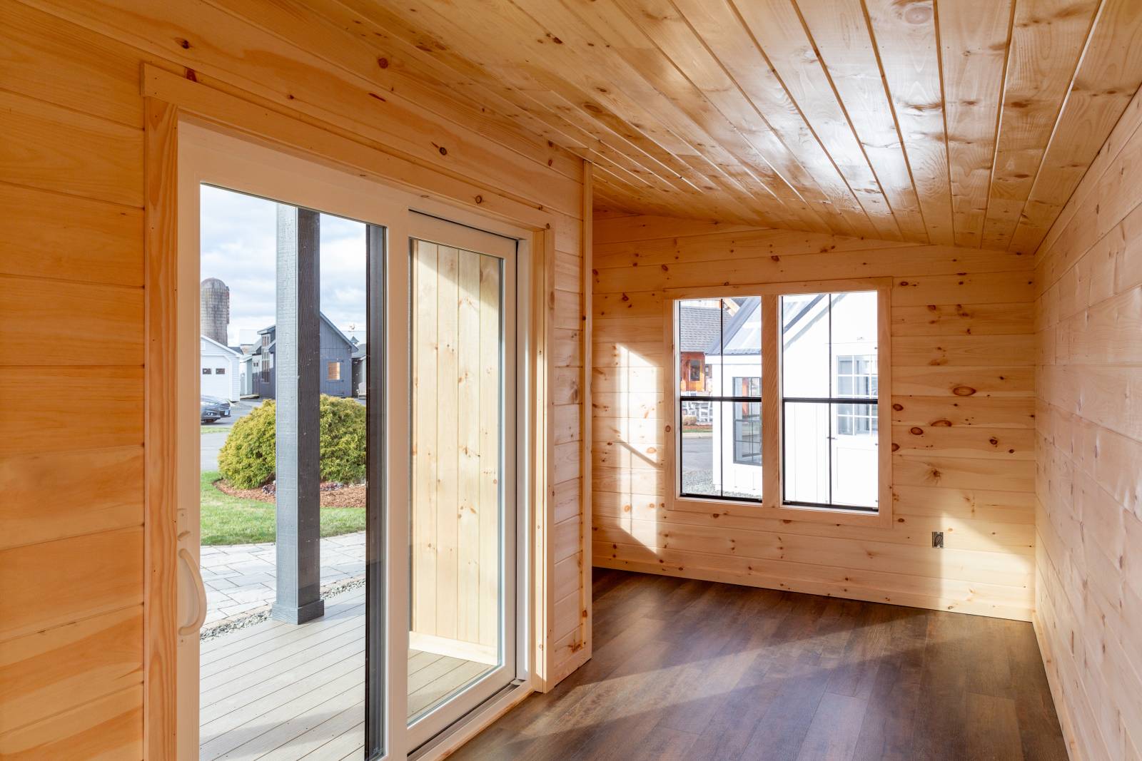 14' x 20' Modern Studio • Interior