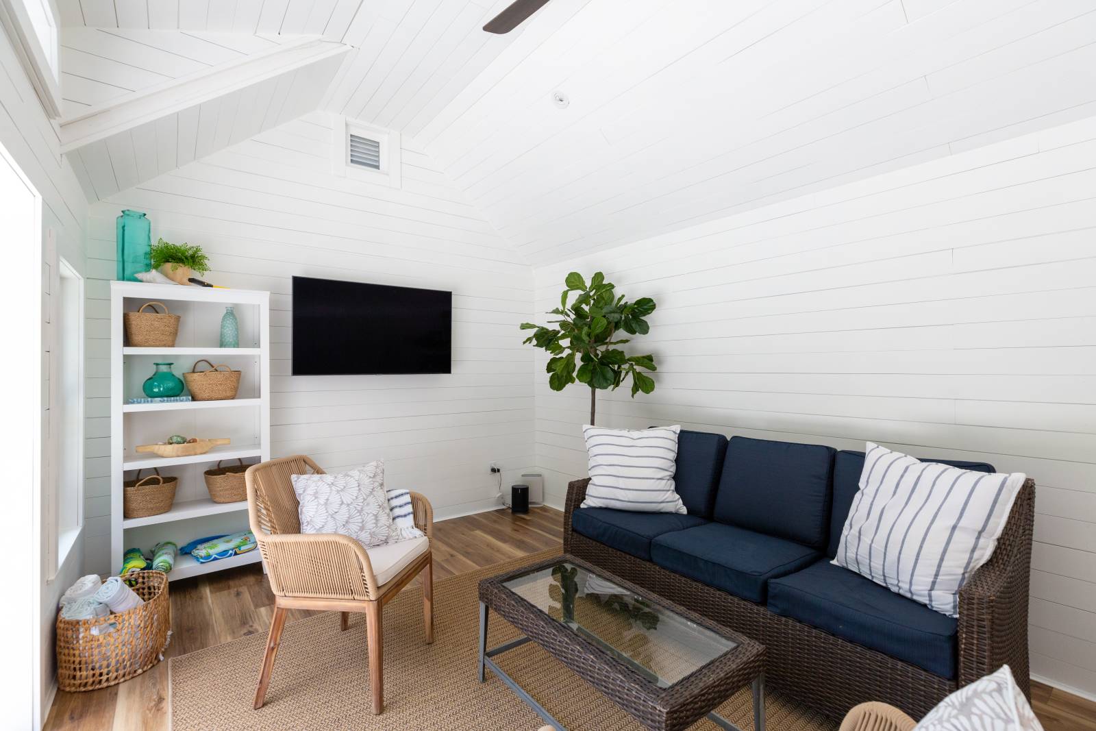 Towel Storage • Seating Area • TV