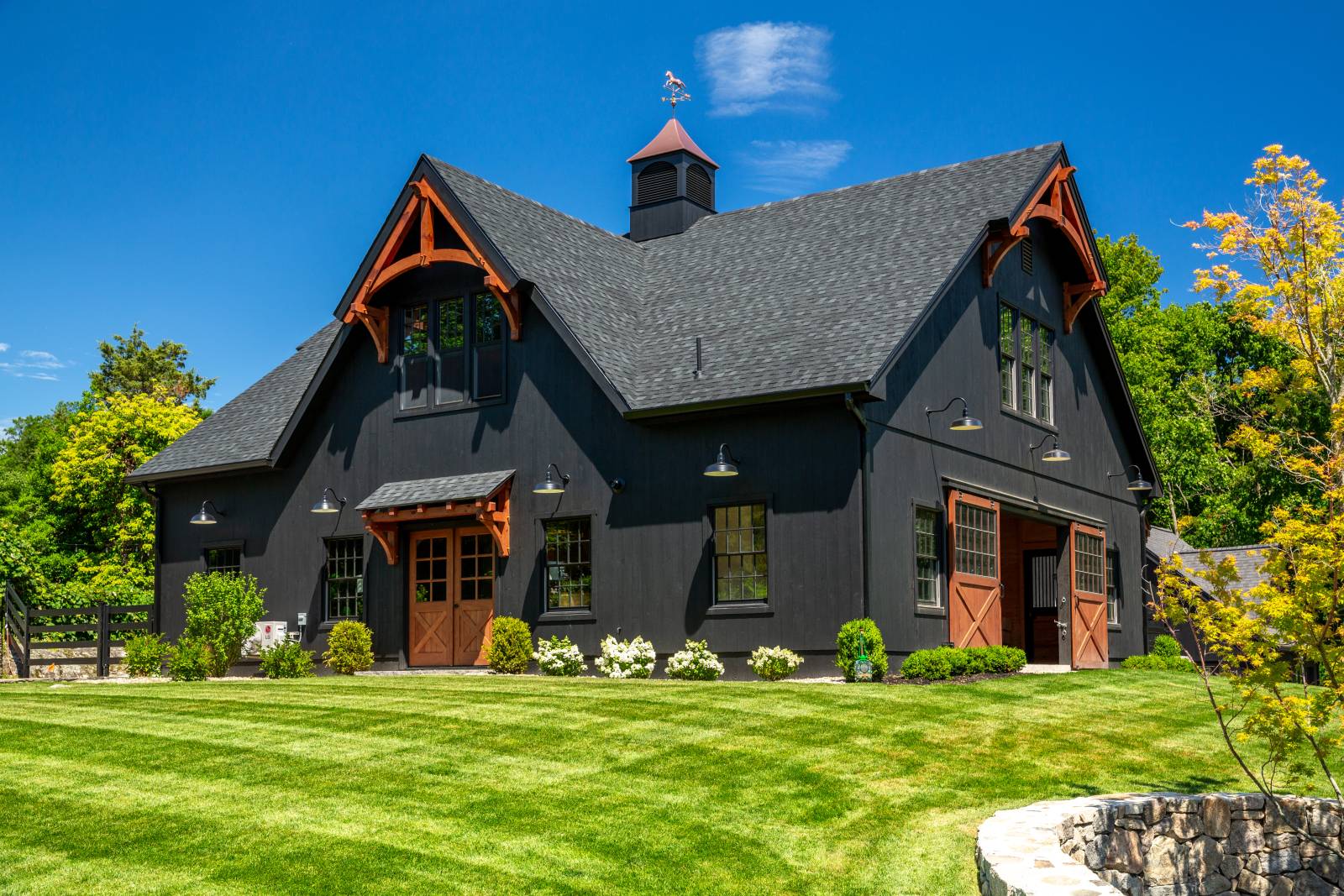 42' x 46' Belmont Saratoga Barn, Cohasset, MA