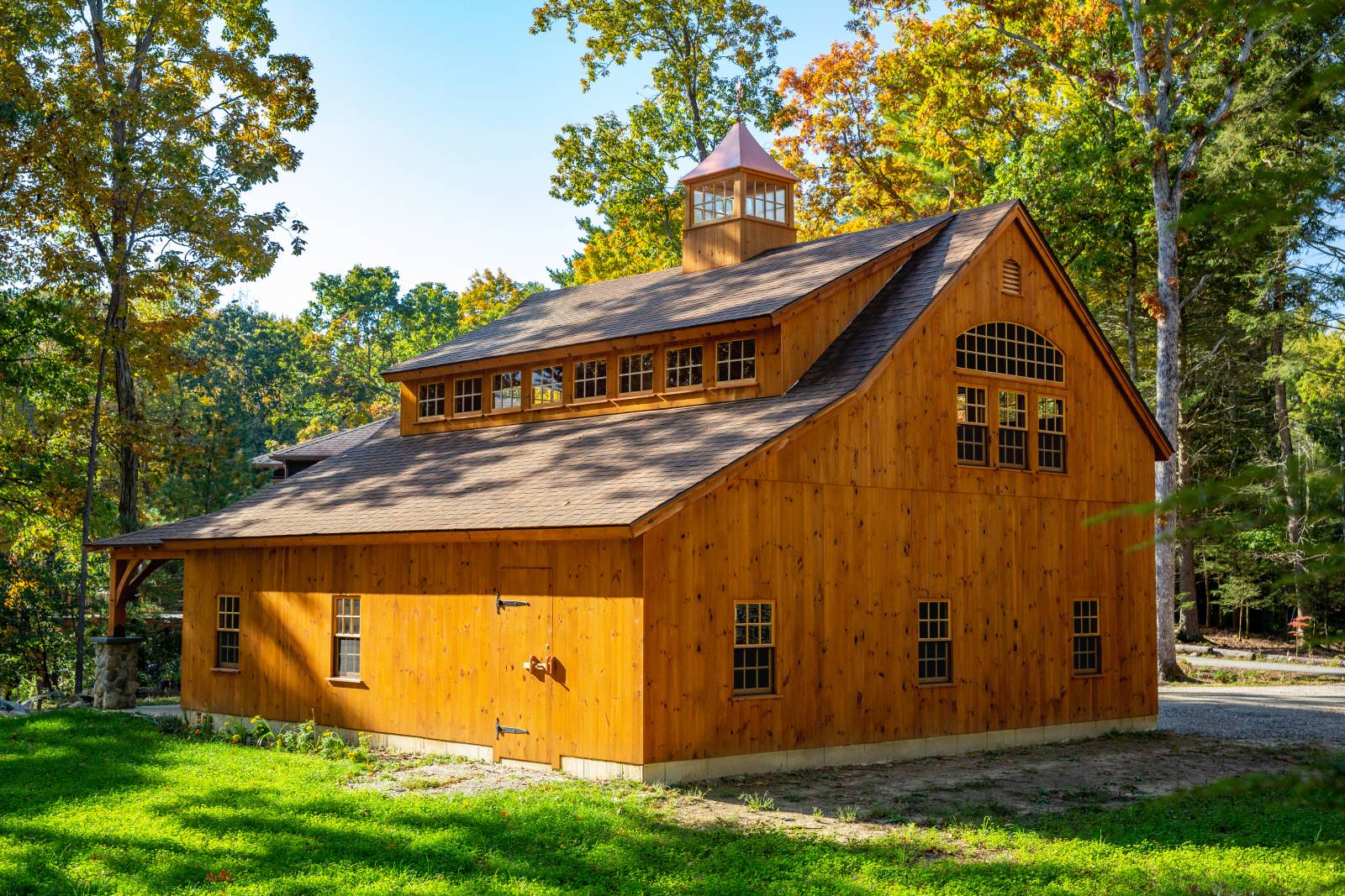 Enclosed Lean-to • Transom Dormer