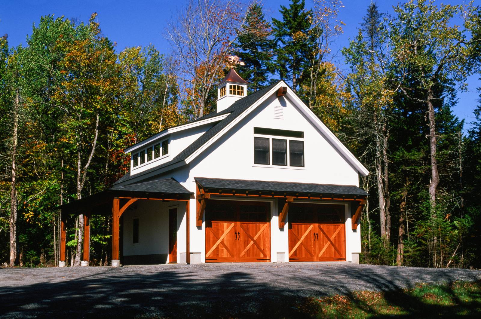 26' x 28' Plymouth Carriage Barn Shown with Options