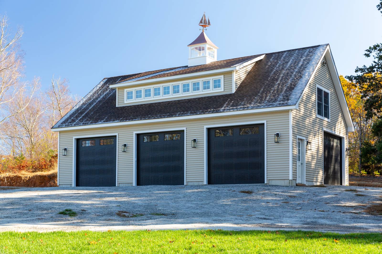 28' x 46' Newport Shown with Options