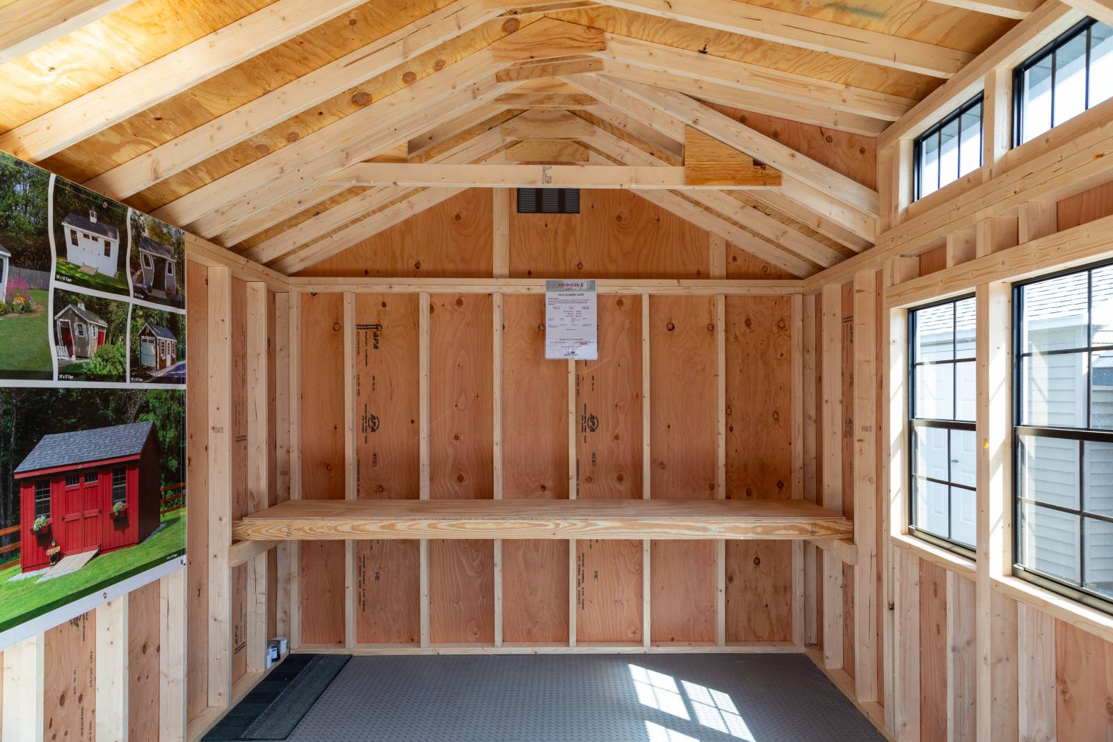 10' x 12' Classic Cape • Interior