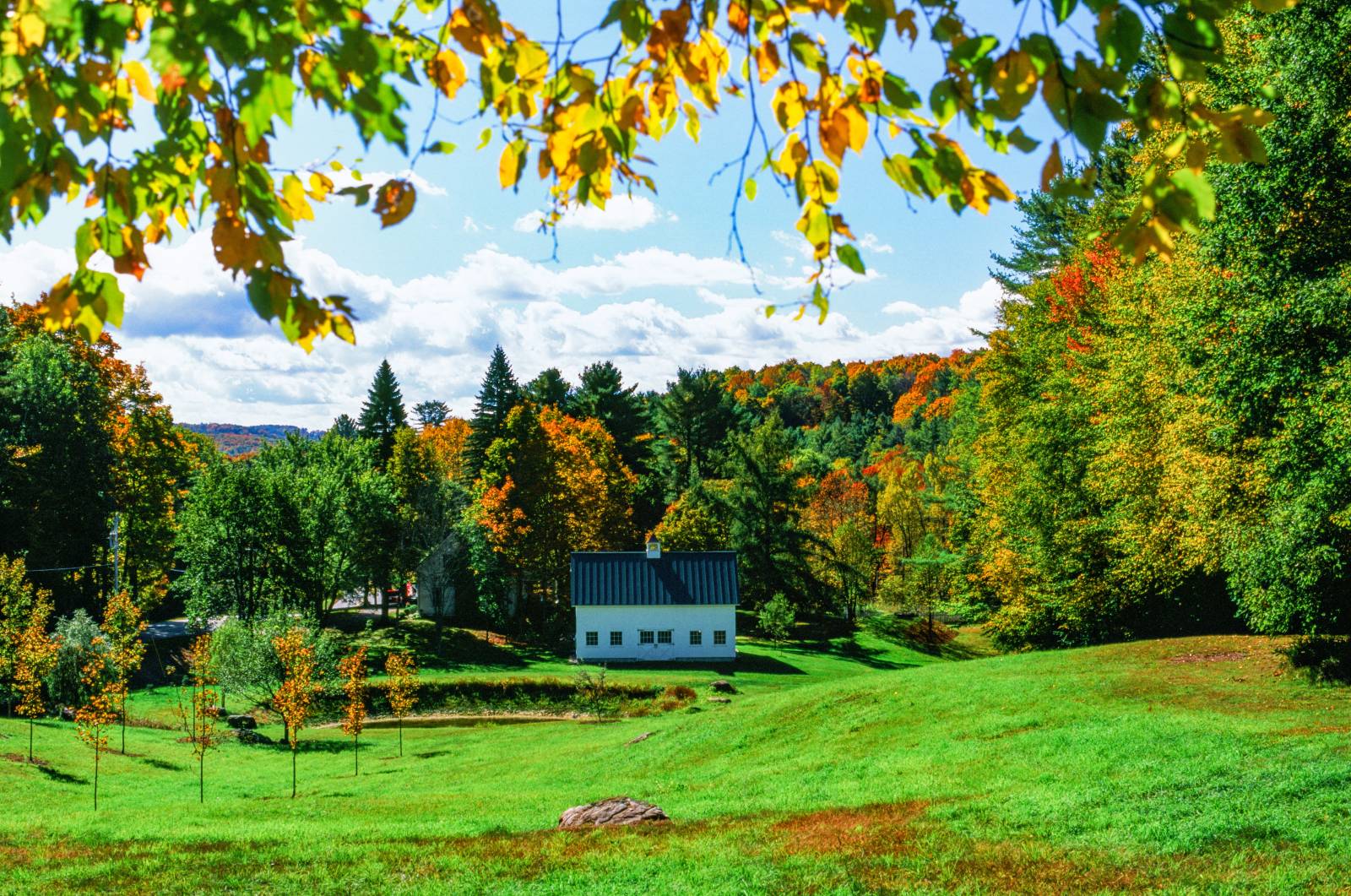 Carriage Barn surrounded by fall colors & stunning landscapes