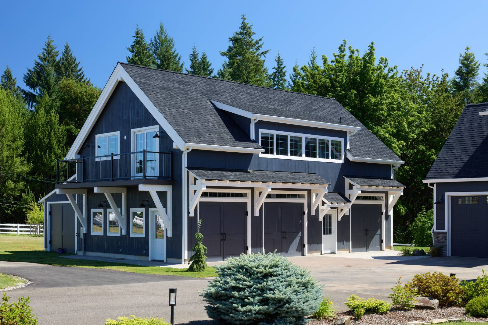 26' x 44' Rangeley Barn Home Kit, Ridgefield, WA • barn house timber frame home