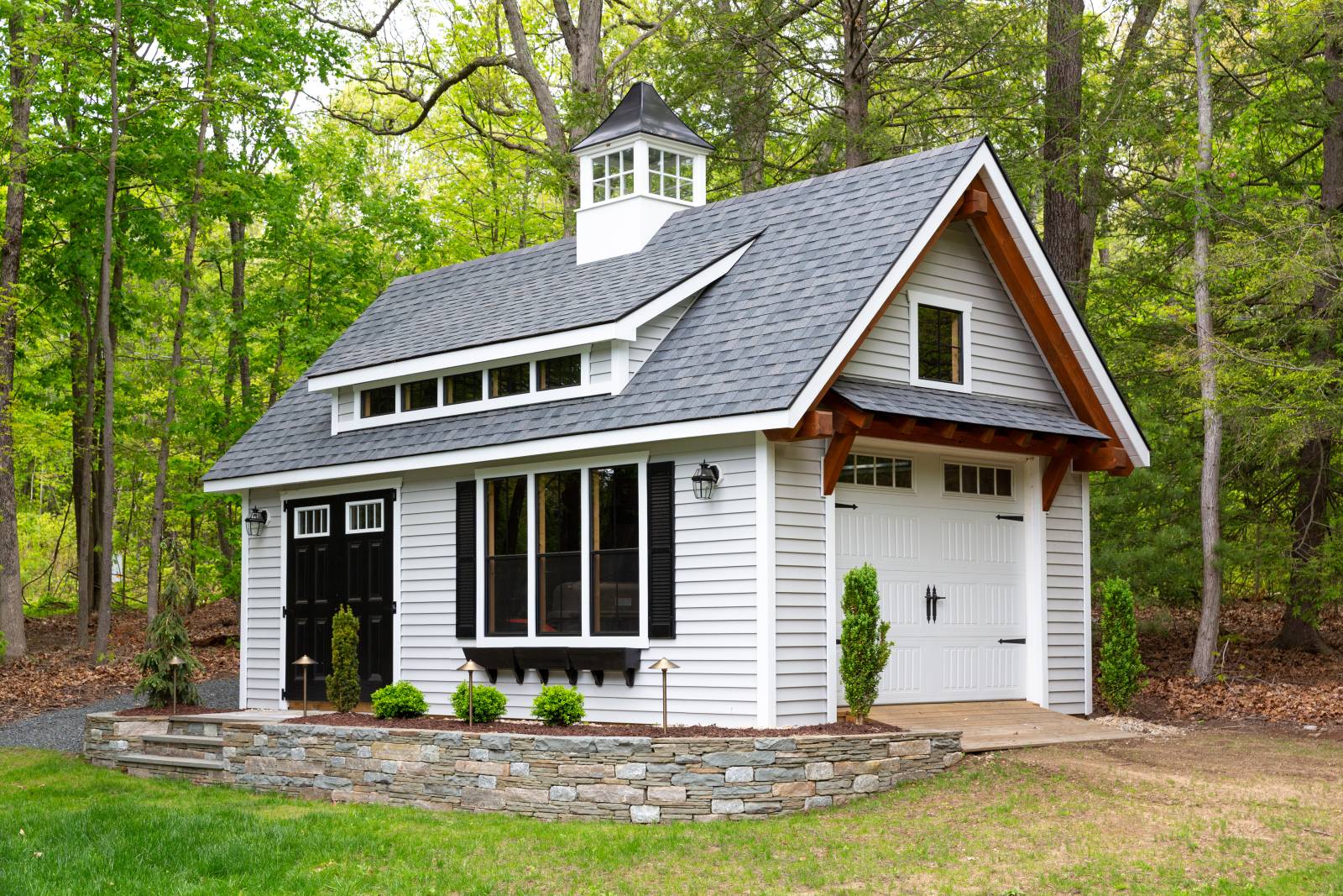 14' x 24' Grand Victorian Cape Garage Shown with Options