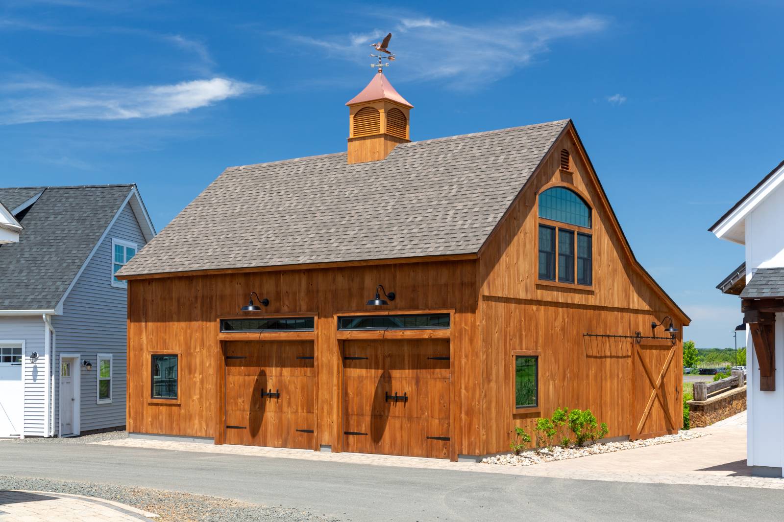32' x 32' Lenox Carriage Barn Shown with Options