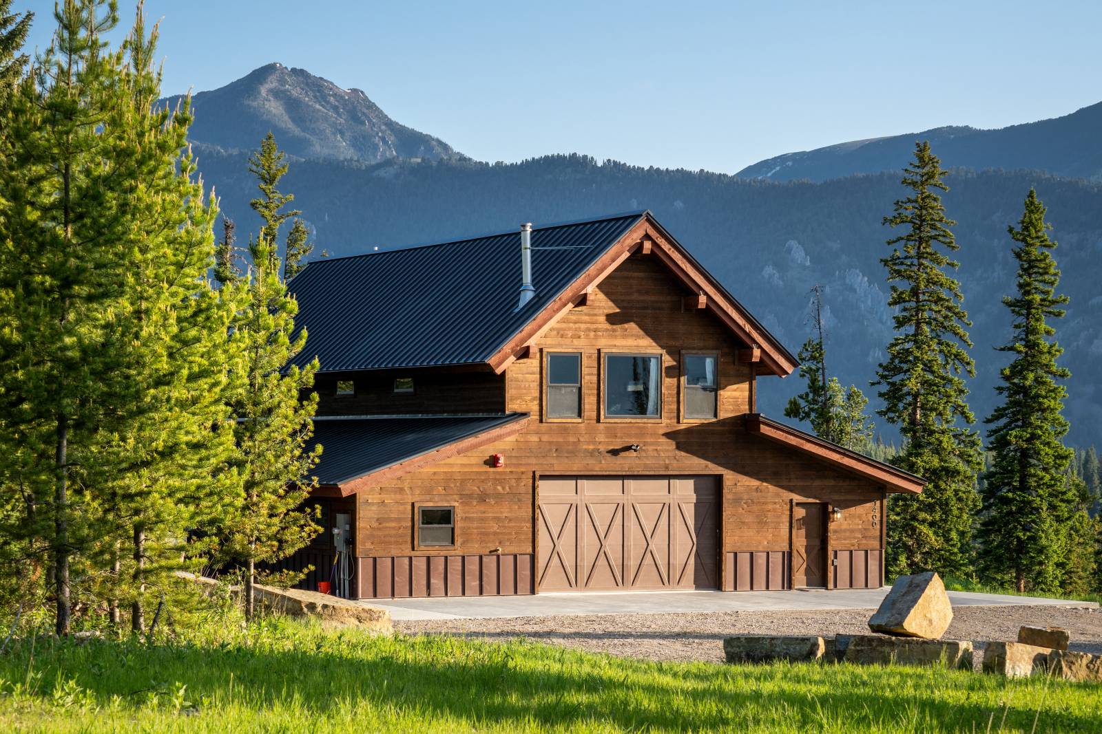 44' x 60' Riverton Monitor Barn Shown with Options