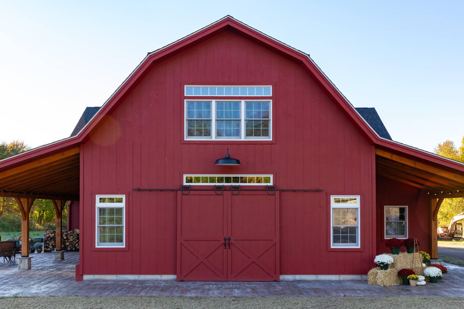 A Family Barn for Hosting Events All Year | The Barn Yard