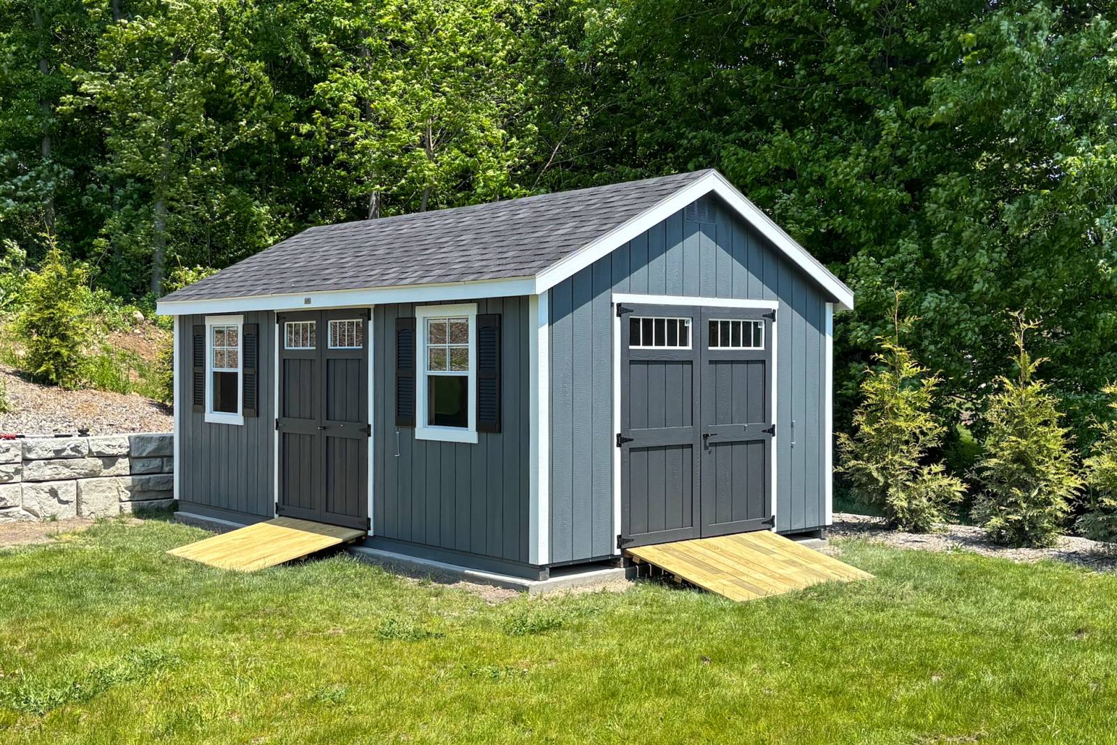 12' x 20' Classic Cape Shown with Options