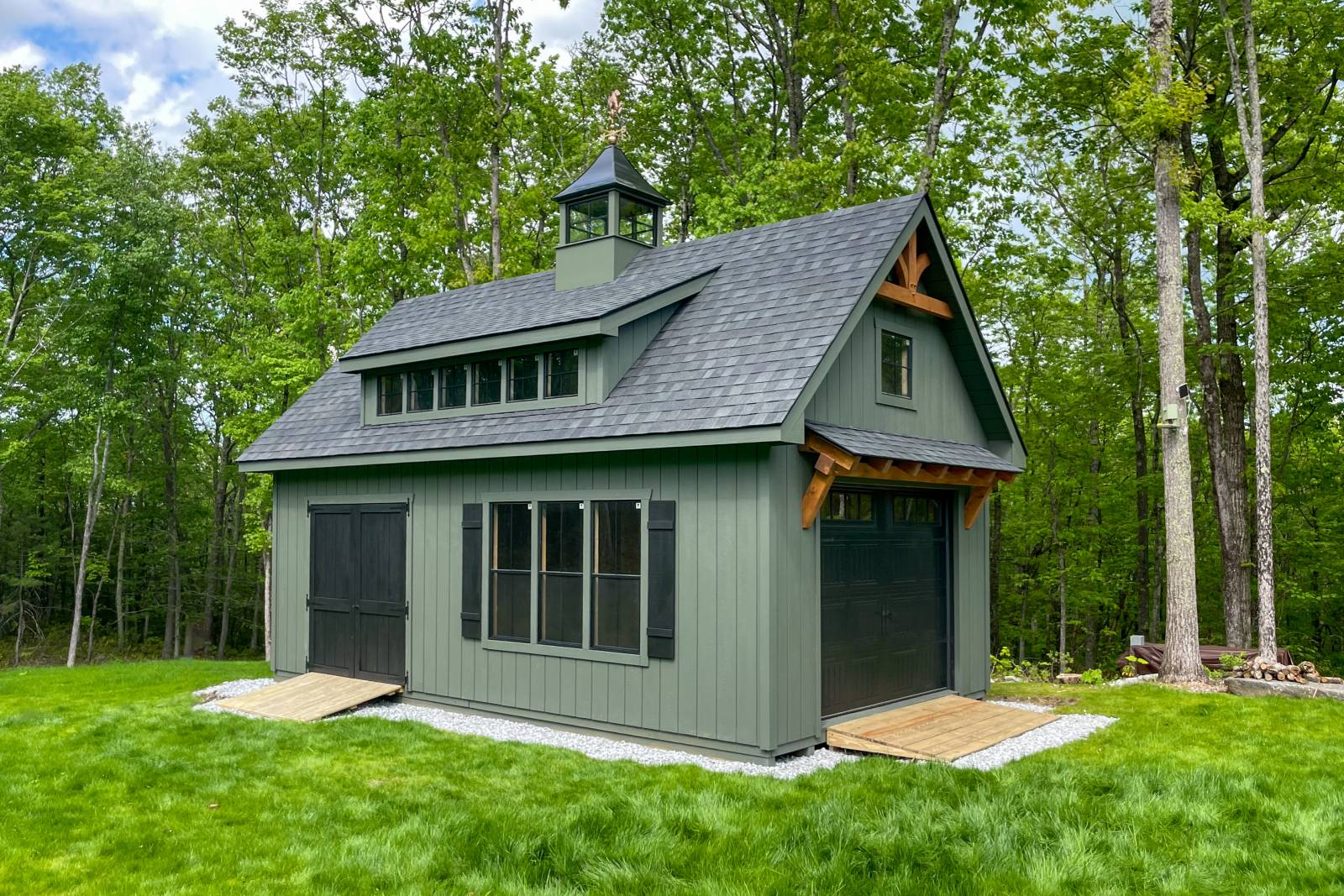 14' x 24' Grand Victorian Cape Garage Shown with Options