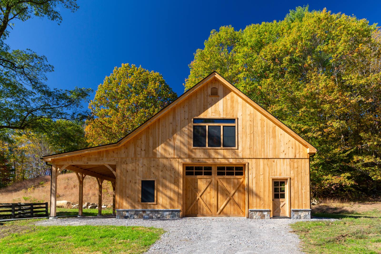 36' x 48' Belmont Saratoga Barn Shown with Options