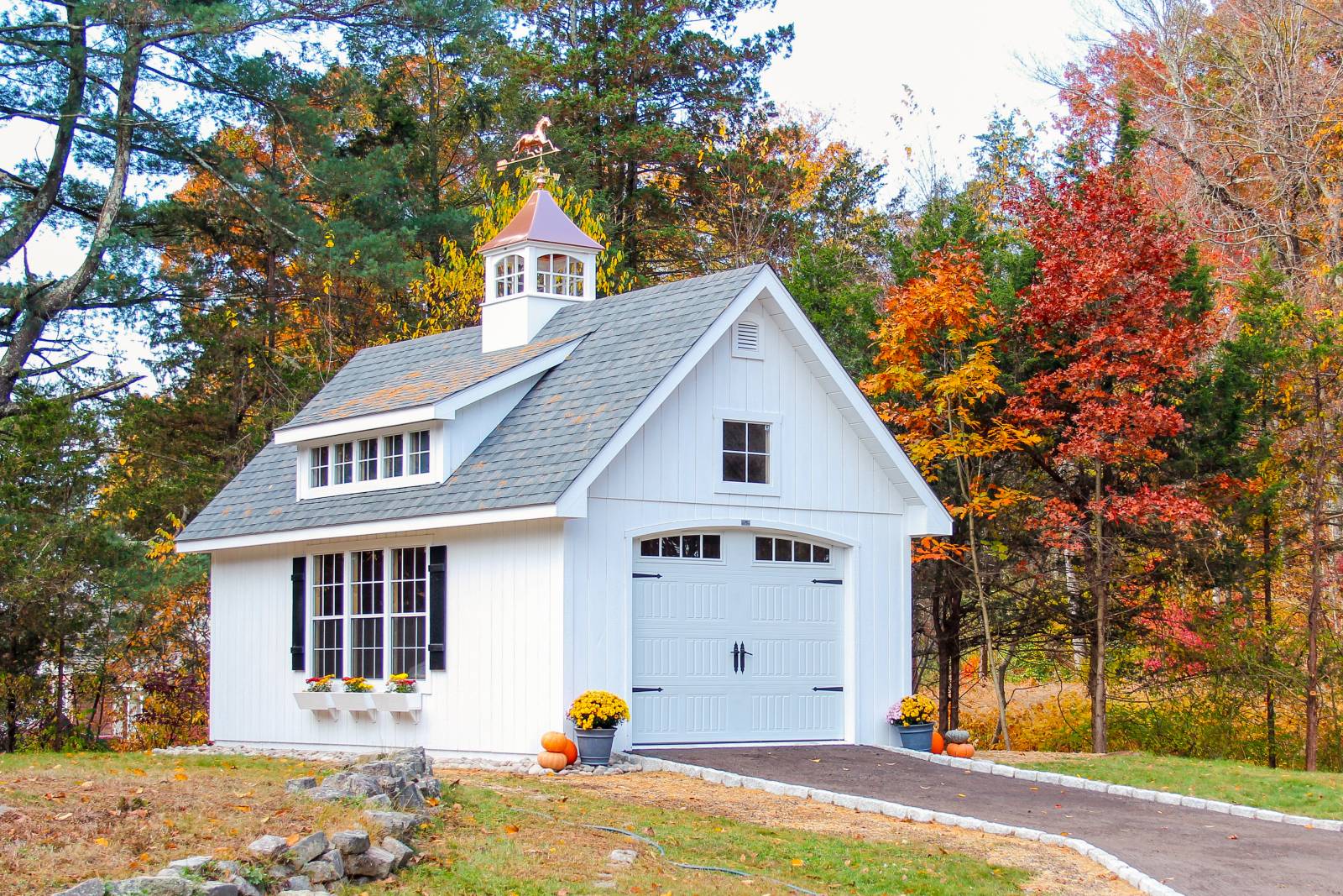 14' x 24' Grand Victorian Cape Garage Shown with Options