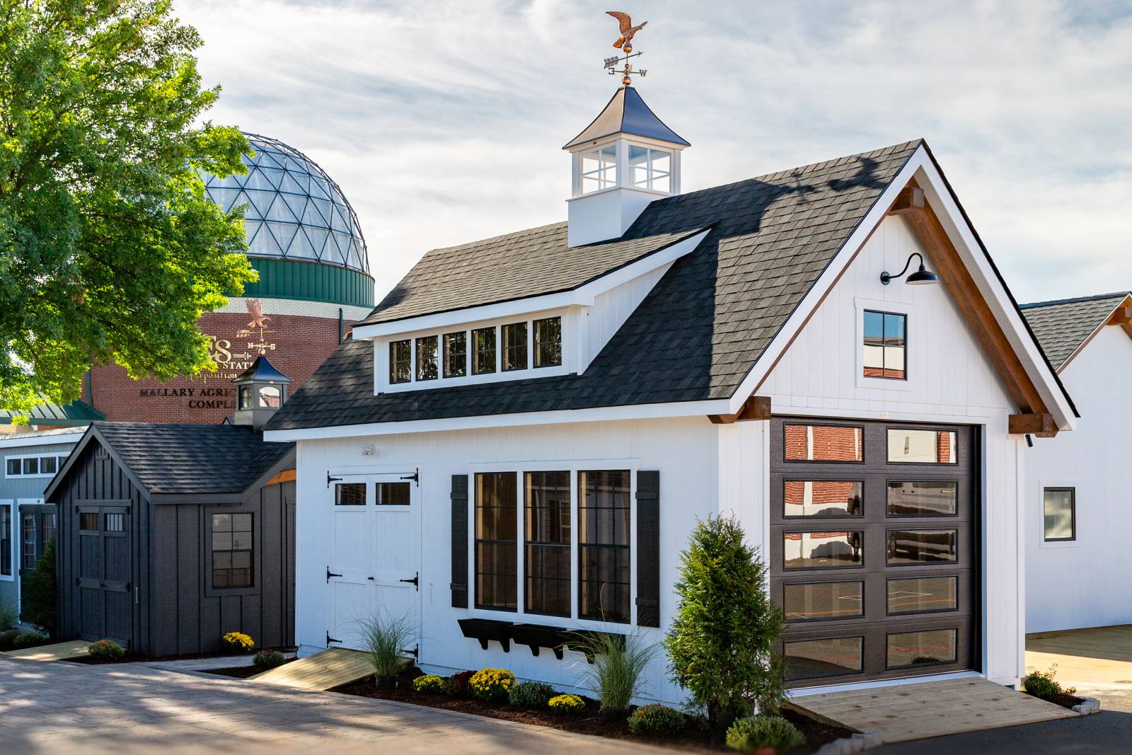 14' x 24' Grand Victorian Cape Garage Shown with Options