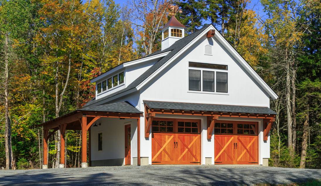 Carriage Barn Series | The Barn Yard
