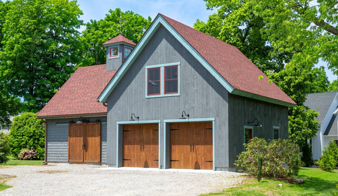 Custom Timber Frame Barns | The Barn Yard