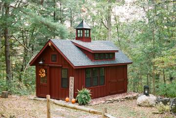 12' x 18' Modern Farmhouse Carriage House, Lebanon, CT