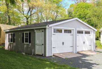 24' x 24' Classic Craftsman Garage, Manchester, CT