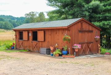 12' x 32' Shed Row Horse Barn, Somers, CT