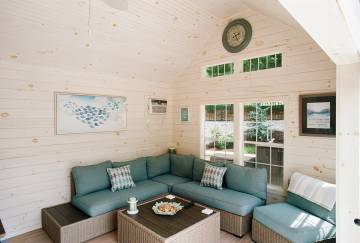 12' x 18' Victorian Carriage House, Prospect, CT