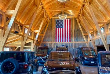 64' x 152' Timber Frame Gambrel-Style Barn, Iowa