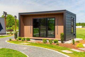14' x 20' Modern Serenity Cove, Ellington, CT