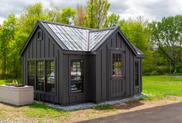 10' x 16' Elite Greenhouse, Ellington, CT
