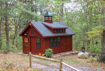 12' x 16' Victorian Carriage House, Lebanon, CT