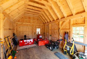 14' x 22' Gallatin Cabin Interior