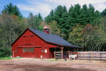 36' x 48' Sutton Center Aisle Horse Barn, East Longmeadow, MA