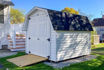 8' x 8' Traditional Mini Barn, Dudley, MA