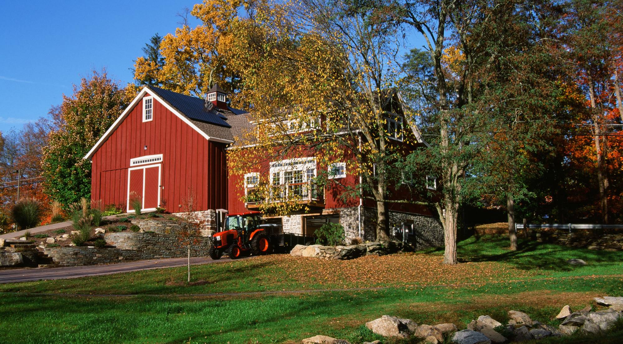 22' x 32' Carriage Barn Addition with 10' Lean-To, Tolland, CT