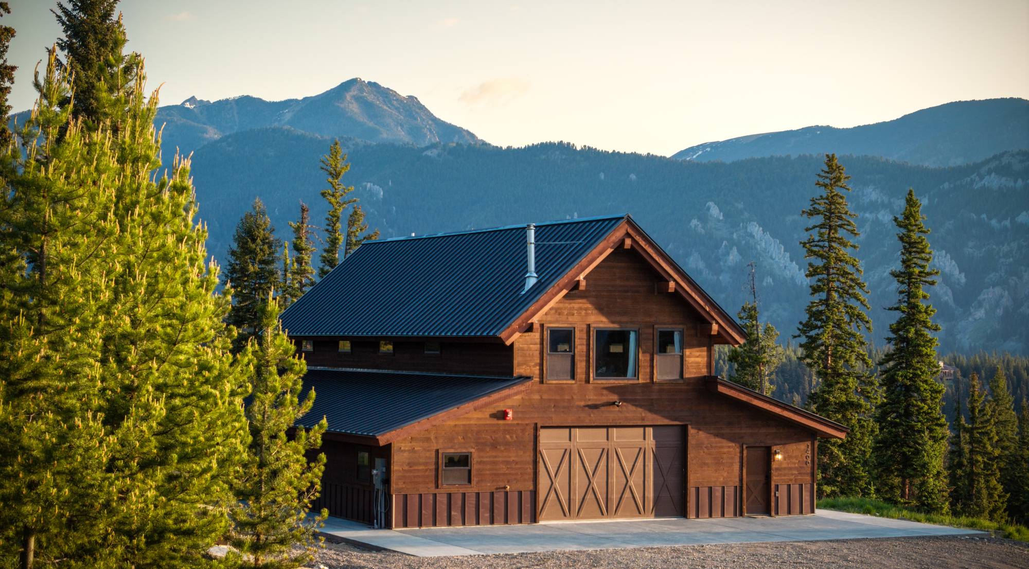 44' x 60' Riverton Monitor Barn Shown with Options