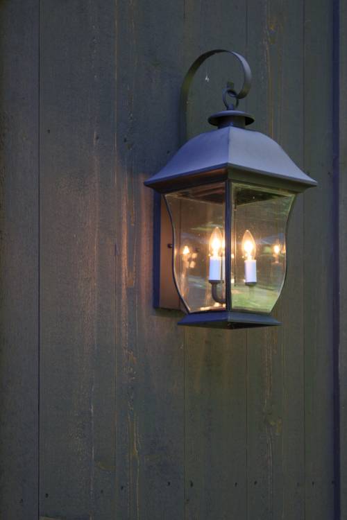 Outdoor Wall Lantern