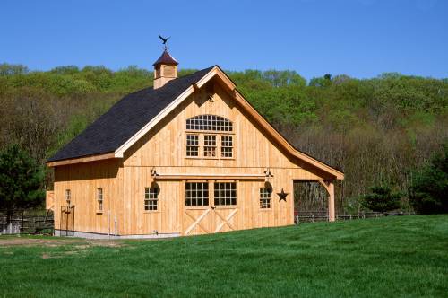 28' x 30' Saratoga Post & Beam Barn with 8' Open Lean-To (North Grafton MA)