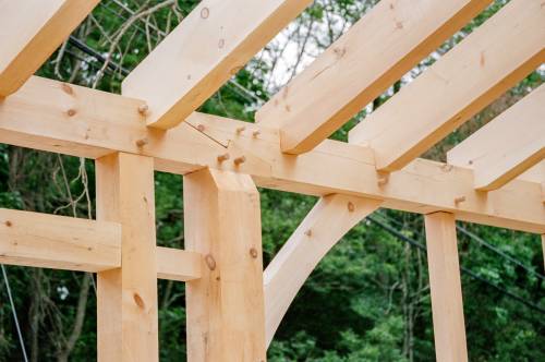 Scarf joinery on the lean-to